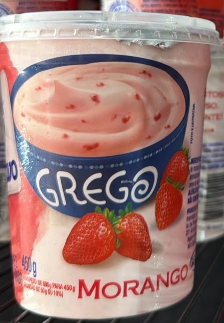 Arte da oferta: Iogurte Grego Morango Batavo 450g Leve 2